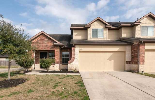 9722 Caprice Court - 9722 Caprice Court, Harris County, TX 77044