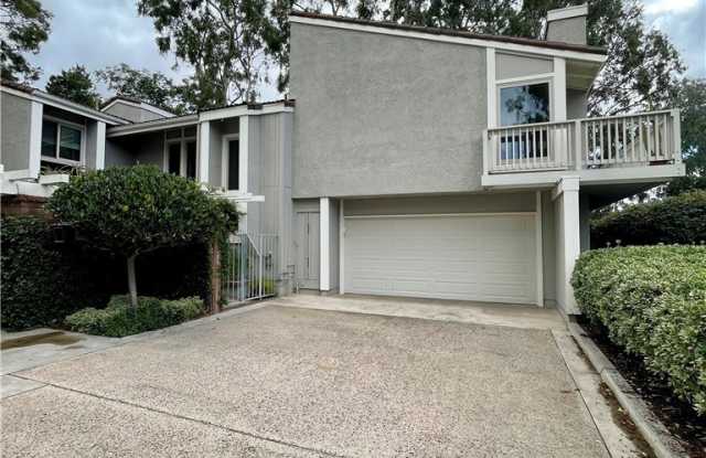 7 FALLING LEAF - 7 Falling Leaf, Irvine, CA 92612