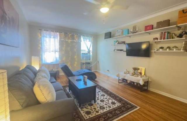 Ash Ave Apartments Gallery 3