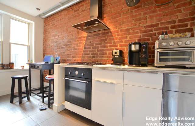 5 Braemore Rd. Gallery 2
