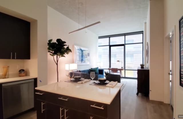 1322 S Wabash Gallery 2