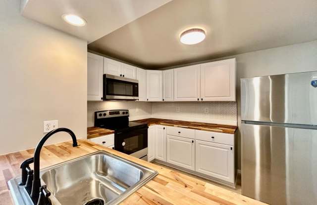 5 Bedroom - 2 Bathroom Home - Bensalem School District - 869 Cornwells Avenue, Cornwells Heights, PA 19020 5 Bedroom - 2 Bathroom Home - Bensalem School District - 869 Cornwells Avenue, Cornwells Heights, PA 19020