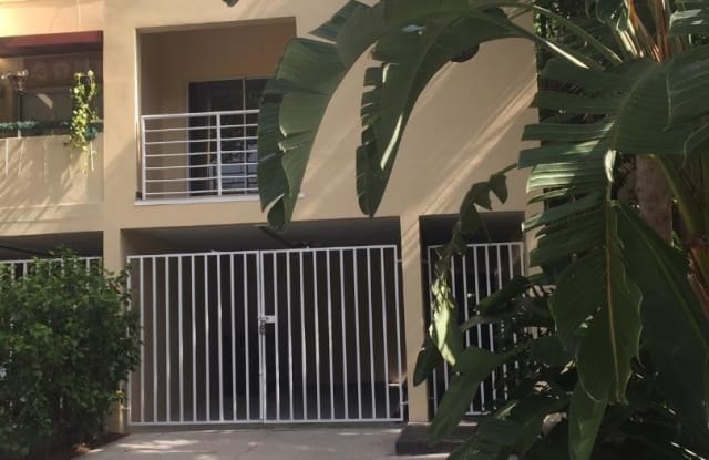 3306 Santiago Street #B - 3306 W Santiago St, Tampa, FL 33629