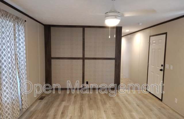 215 Hazeldeane Dr Gallery 4