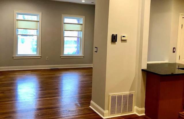 34 Elmwood St # 1 photos photos