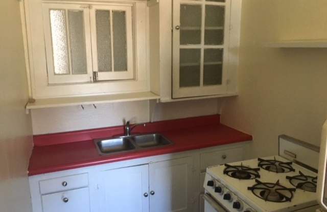 1 bed/1 bath APT just south of downtown photos photos
