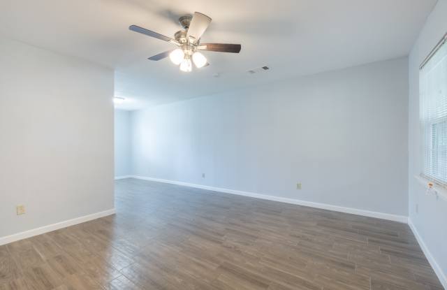 JUST LISTED — 3 ACRES NEAR DOWNTOWN GEORGETOWN! photos photos