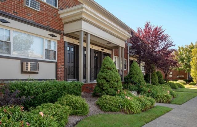 49 Finnigan Ave Unit D31 photos photos