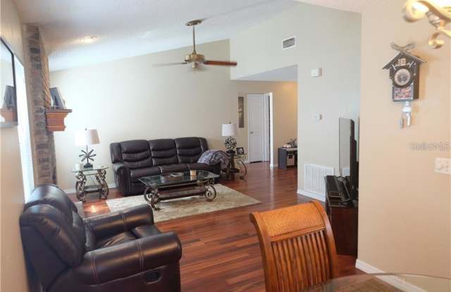 9729 FOX HOLLOW ROAD Gallery 2