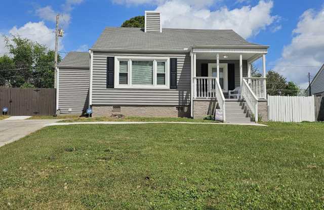 3912 Pine Avenue photos photos