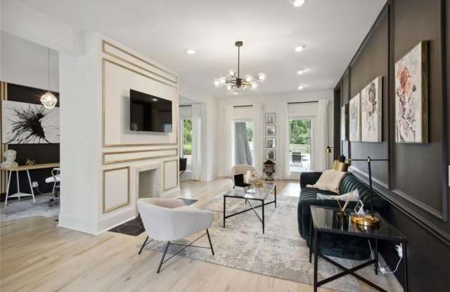 1720 Flagler Avenue NE Gallery 4