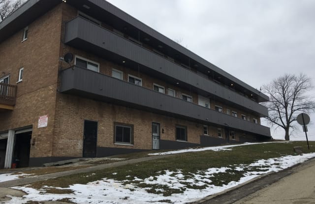 601 Hill Street - 601 Hill St, Waukegan, IL 60085