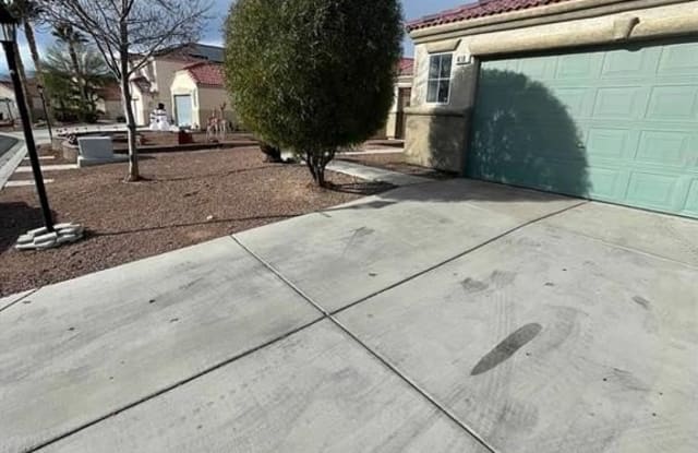 410 HORSE POINTE Avenue - 410 Horse Pointe Avenue, North Las Vegas, NV 89084 410 HORSE POINTE Avenue - 410 Horse Pointe Avenue, North Las Vegas, NV 89084
