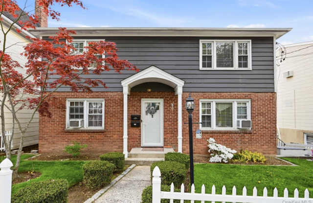 85 Bennett Avenue photos photos