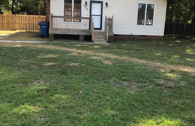 112 Sycamore St., Dunn photos photos