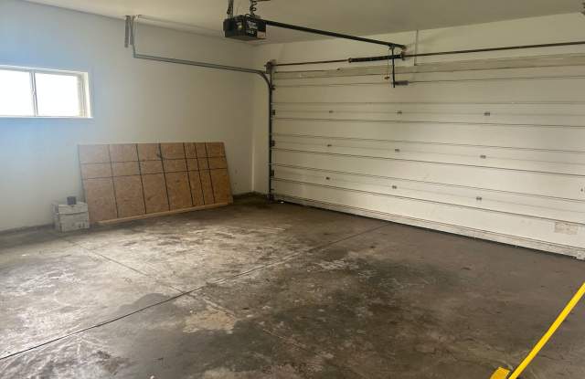 Newly Renovated 3 bedroom home Gallery 4
