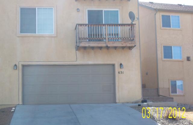 In Gated Community 2 Bed 2 Bath Condo 2 Car Garage....Available Now - 631 Cima Vista Point, Colorado Springs, CO 80916