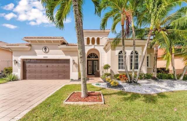 6313 Paradise Cv photos photos