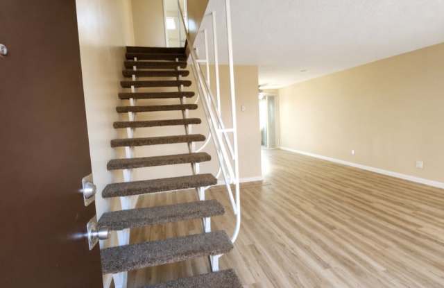 3044 East 16th Street photos photos