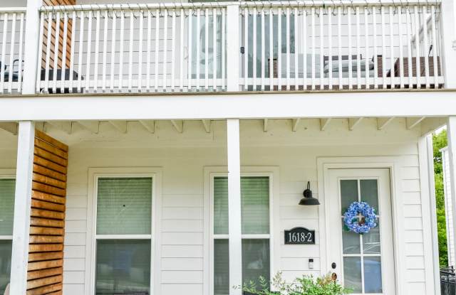 1618 South Duncan Avenue - 2 Gallery 3