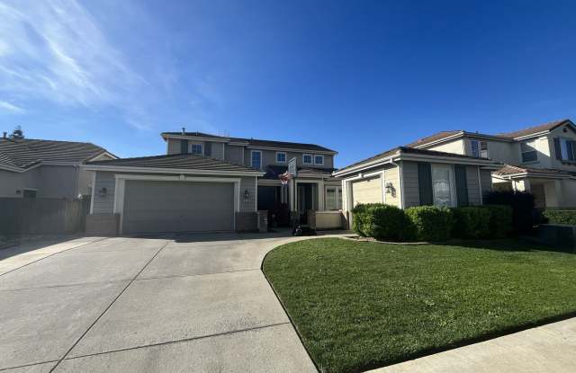 4 Bedroom, 2.5 Bath - 3 Car Garage - Gorgeous!!! photos photos