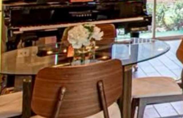 600 Liddon Avenue photos photos