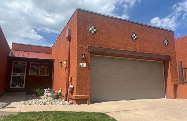 2 Bed/2.5 Bath Townhome with A/C and gas fireplace - Available Now! MileStone Real Estate Services photos photos