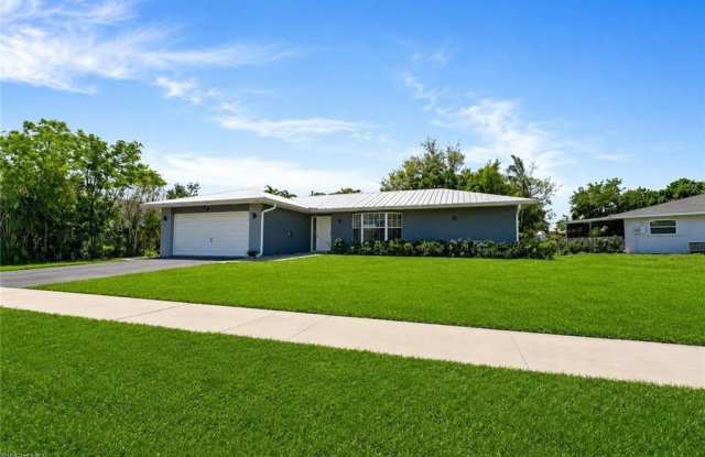 2250 Poinciana St photos photos 2250 Poinciana St photos photos