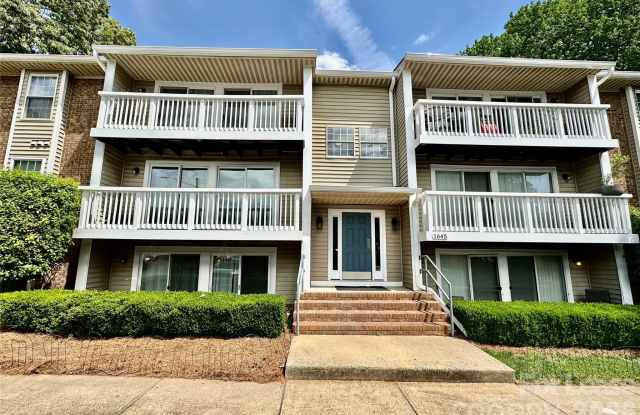 1645 Arlyn Circle photos photos