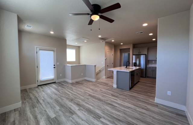 Charming  NEW! 2/2/2 Townhome in Gardnerville photos photos