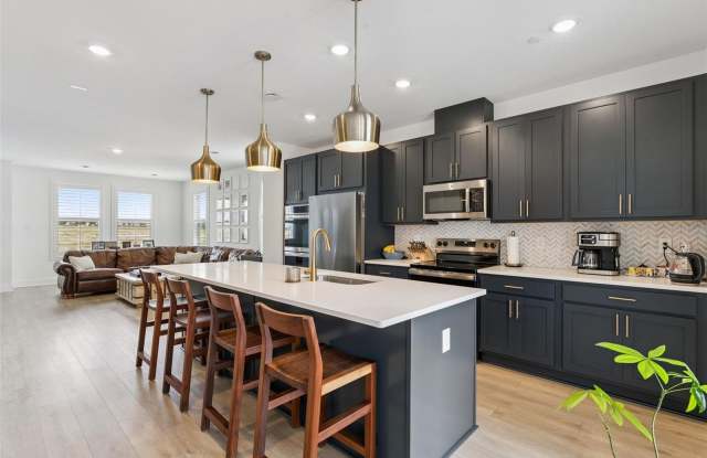 15387 HAMLIN PARK DRIVE Gallery 2