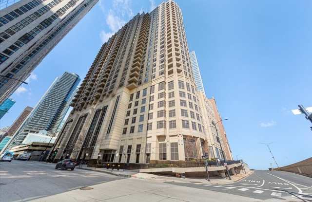 530 N LAKE SHORE Drive unit: 902 - 530 North Lake Shore Drive, Chicago, IL 60611