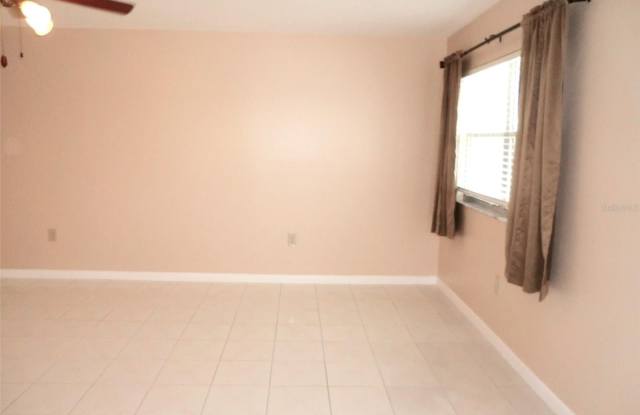 206 ANDOVER Place N Gallery 3