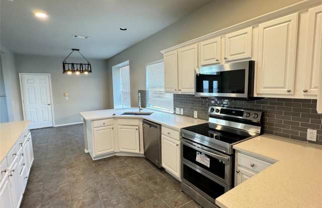 7305 Beckington Drive Gallery 4