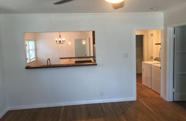 4616 Iroquois Ave. Gallery 4