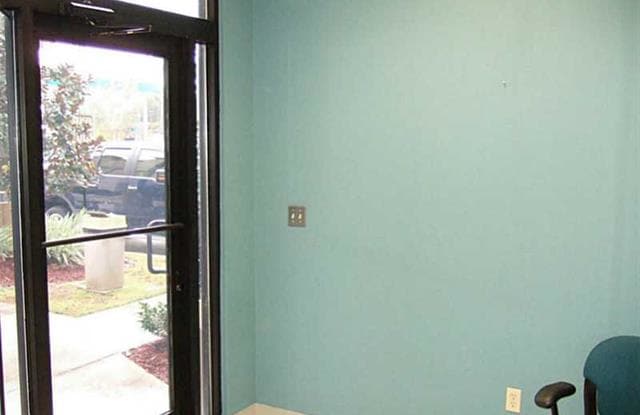 1414 GAUSE Boulevard Gallery 4