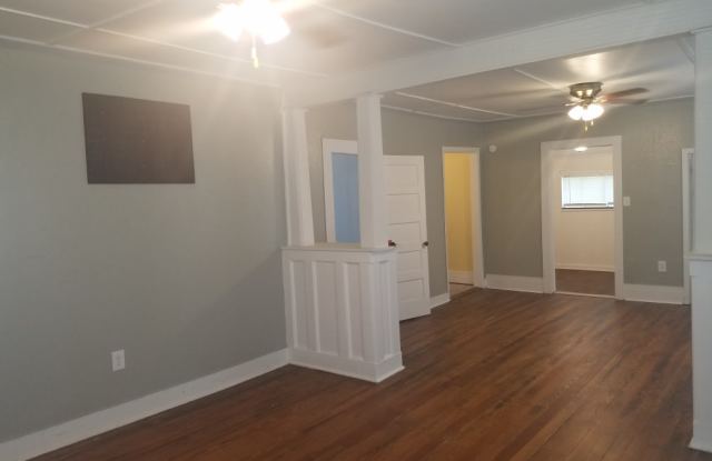 1313 Martin St Gallery 2