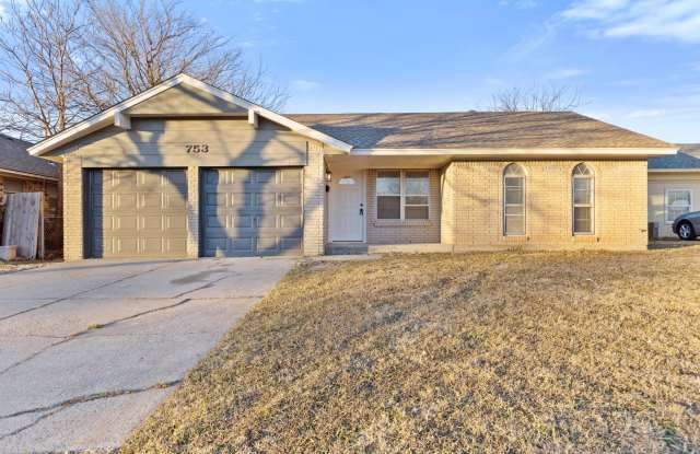 753 Northwest 1st Street photos photos