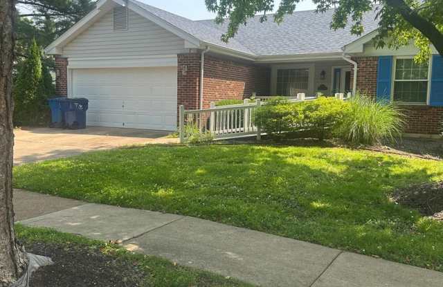 Spacious Home in Ladue Schools photos photos