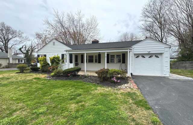 16 WESTOVER CIR - 16 Westover Circle, New Castle County, DE 19807