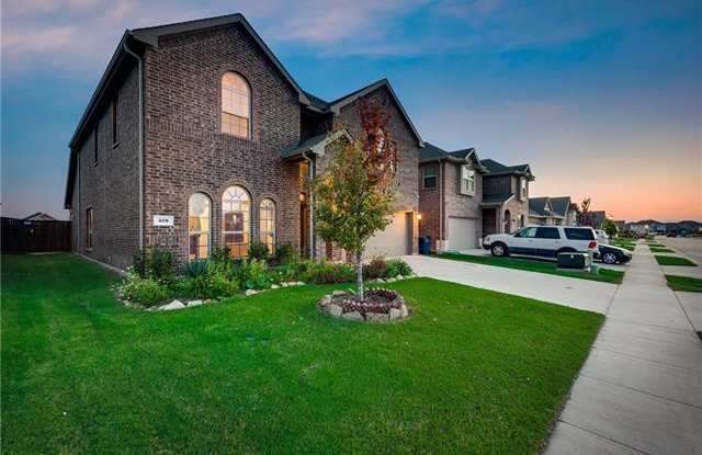 579 Bassett Hall Road - 579 Bassett Hall Road, Fate, TX 75189