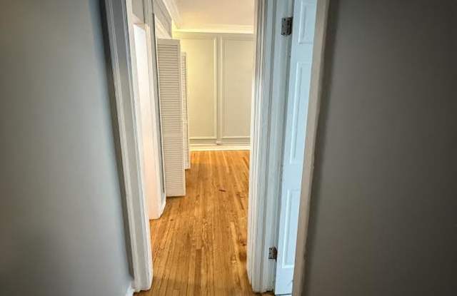 1369 West Estes Avenue Gallery 4