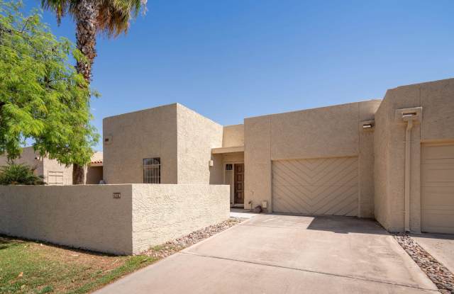 7929 E MEDLOCK Drive - 7929 East Medlock Drive, Scottsdale, AZ 85250