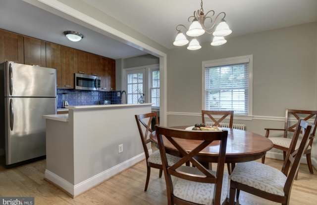 625 OAKLAND STREET N - 625 North Oakland Street, Arlington, VA 22203