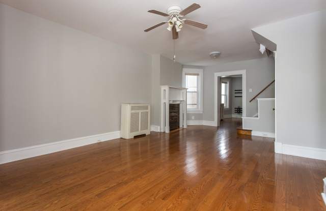 5003 Chester Avenue Gallery 2