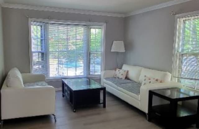 10279 Latney Rd Gallery 2