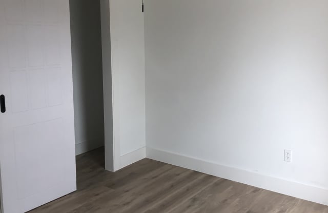 217 N Benton St photos photos