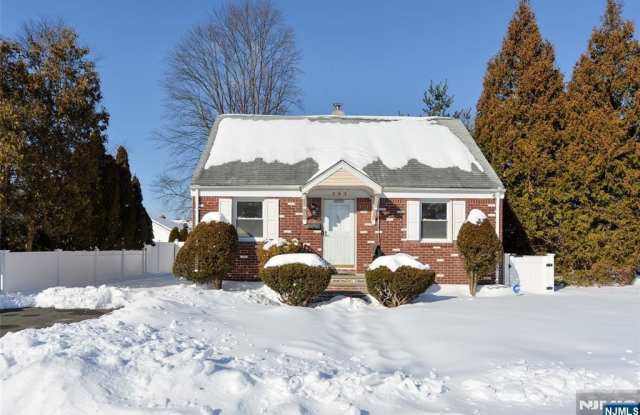 205 Rambler Avenue - 205 Rambler Avenue, New Milford, NJ 07646