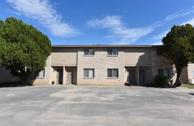 111 C Rhonda Drive - 111 Rhonda Drive, Del Rio, TX 78840