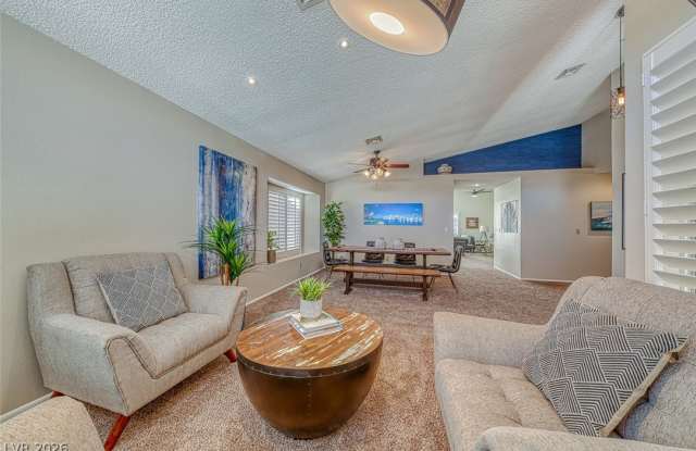 8421 Honeywood Circle Gallery 1